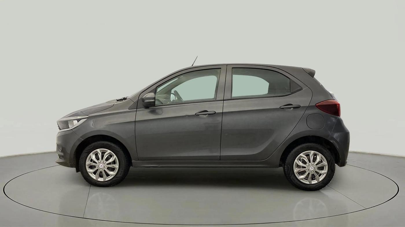 2021 Tata Tiago XT PETROL, Petrol, Manual, 21,188 km, Left Side