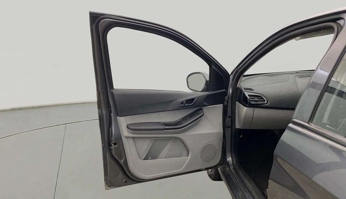 2021 Tata Tiago XT PETROL, Petrol, Manual, 21,188 km, LHS Front Door