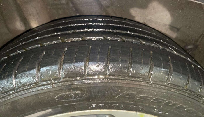 2019 Hyundai Verna 1.6 VTVT SX O, Petrol, Manual, 72,104 km, Right Rear Tyre Tread