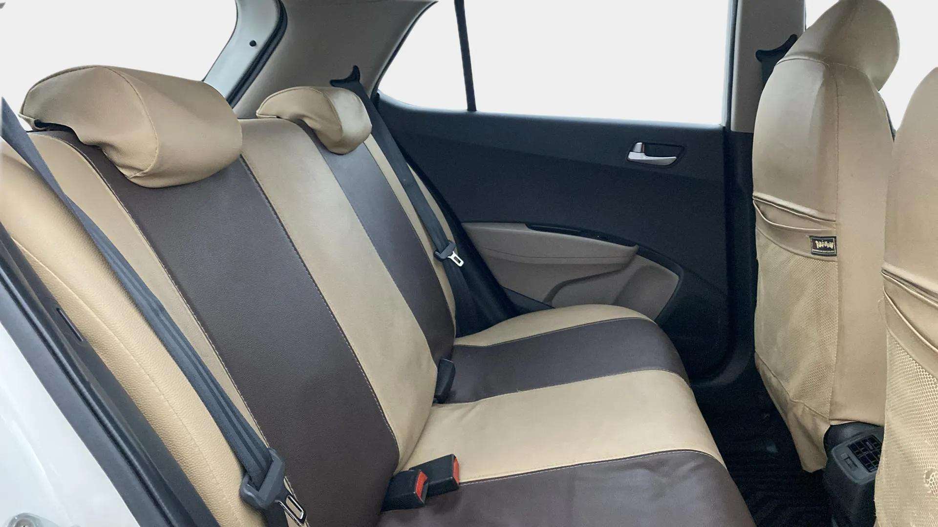 Rear-Cabin-View