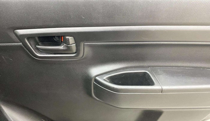 2021 Maruti S PRESSO VXI+, Petrol, Manual, 37,930 km, Driver Side Door Panels Control