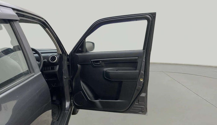 2021 Maruti S PRESSO VXI+, Petrol, Manual, 37,930 km, RHS Front Door