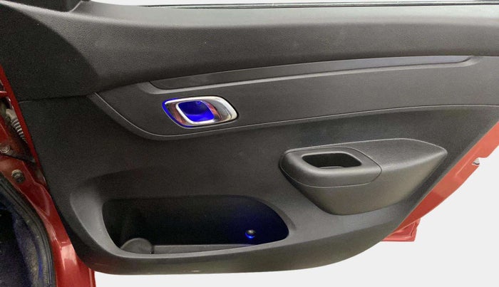 2019 Renault Kwid RXT 1.0 AMT (O), Petrol, Automatic, 10,253 km, Driver Side Door Panels Control