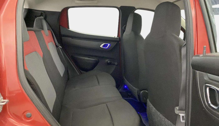 2019 Renault Kwid RXT 1.0 AMT (O), Petrol, Automatic, 10,253 km, Right Side Rear Door Cabin
