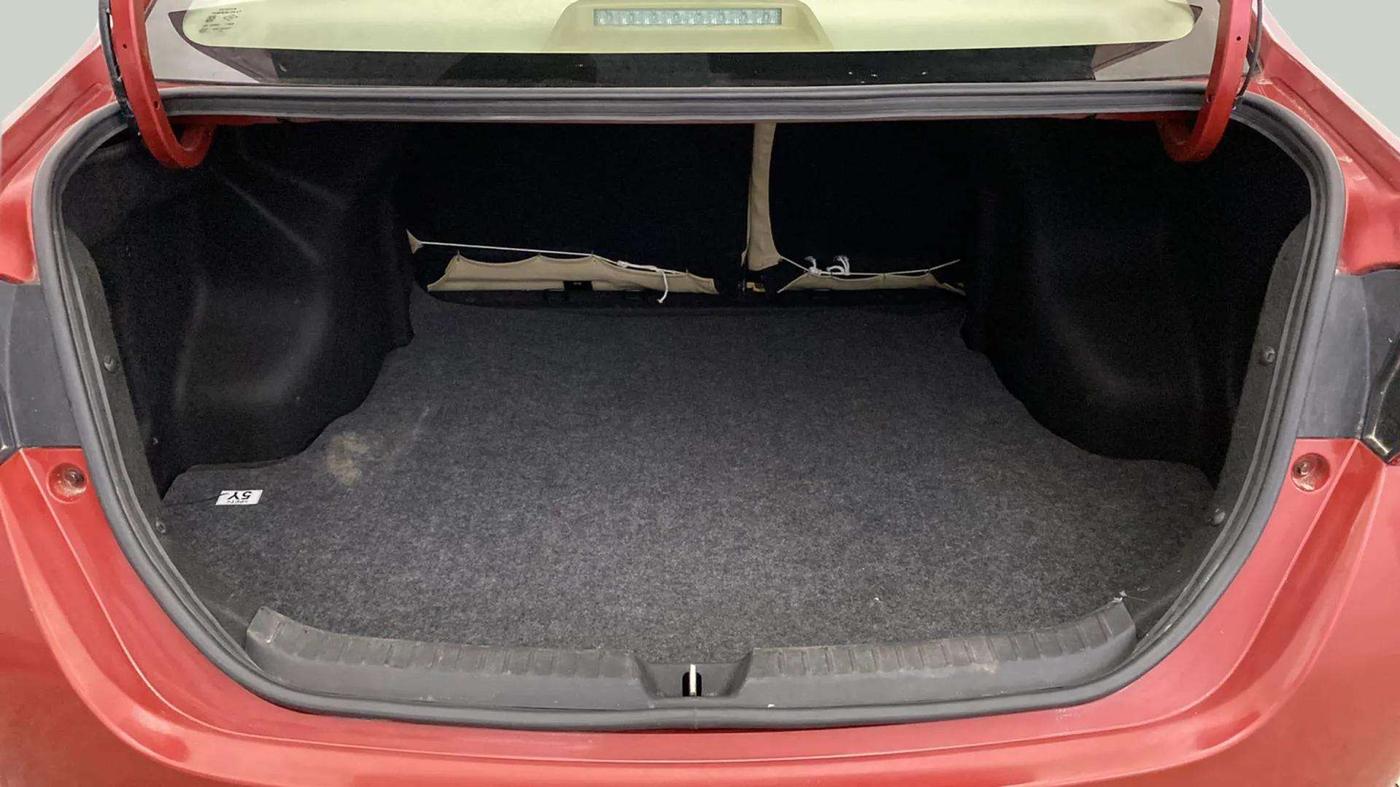2021 Toyota YARIS J MT, Petrol, Manual, 3,965 km, Boot Open Zoomed View