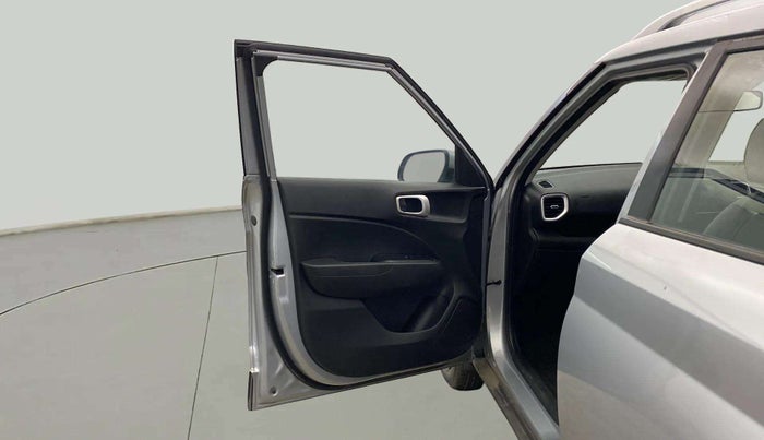 2019 Hyundai VENUE S 1.2, Petrol, Manual, 9,234 km, LHS Front Door