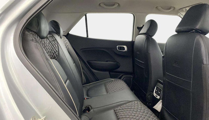 2019 Hyundai VENUE S 1.2, Petrol, Manual, 9,234 km, Right Side Rear Door Cabin