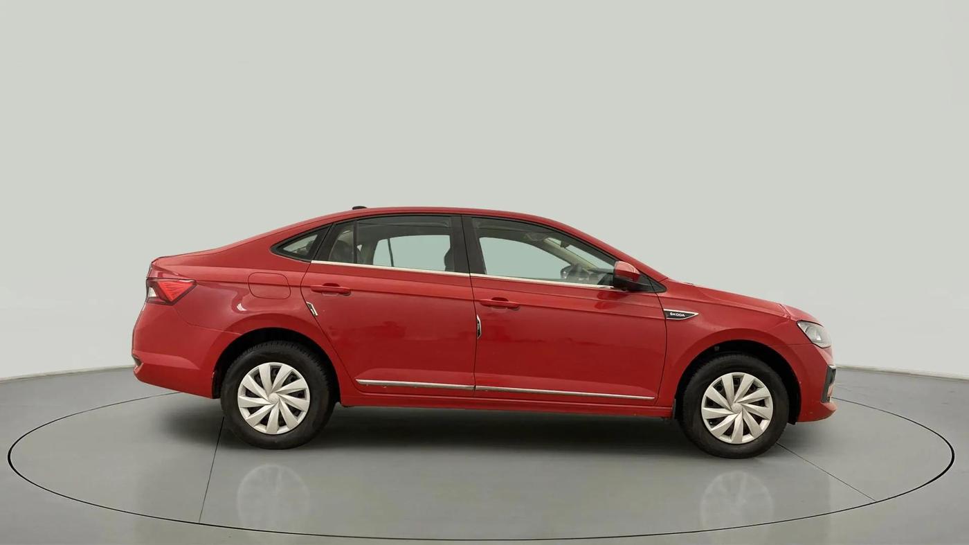 2023 Skoda SLAVIA ACTIVE 1.0L TSI MT, Petrol, Manual, 46,599 km, Right Side View