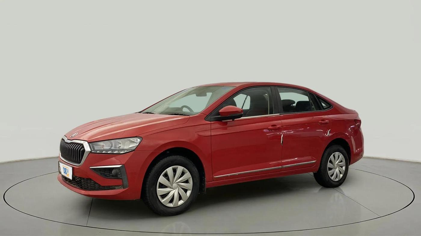 2023 Skoda SLAVIA ACTIVE 1.0L TSI MT, Petrol, Manual, 46,599 km, Left Front Diagonal
