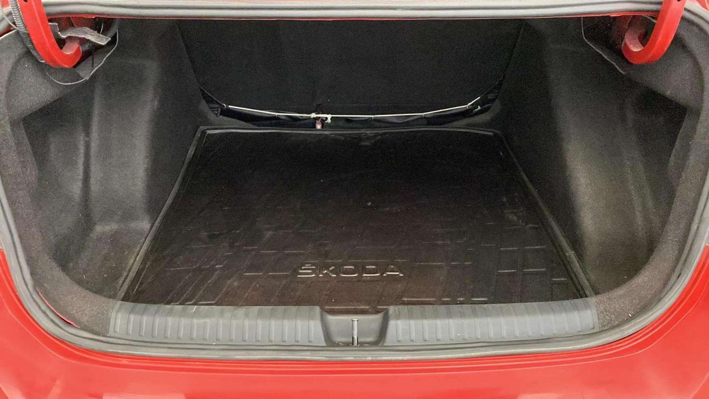 2023 Skoda SLAVIA ACTIVE 1.0L TSI MT, Petrol, Manual, 46,599 km, Boot Inside
