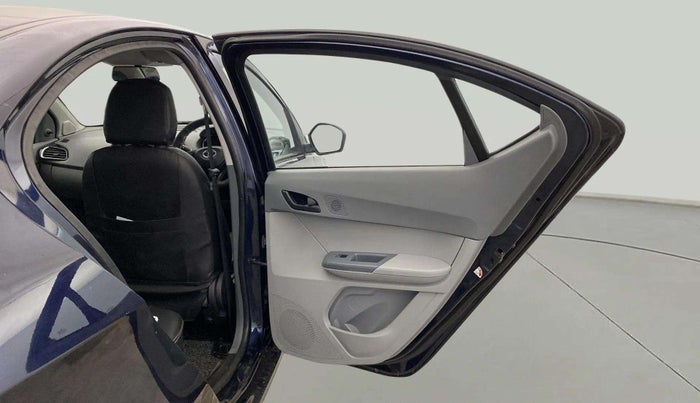 2022 Tata TIGOR XM CNG, CNG, Manual, 54,720 km, RHS Rear Door