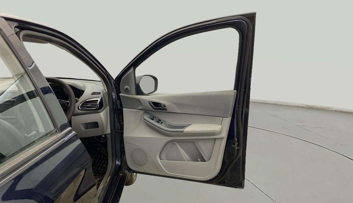 2022 Tata TIGOR XM CNG, CNG, Manual, 54,720 km, RHS Front Door