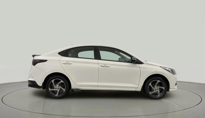 2022 Hyundai Verna S PLUS 1.5 VTVT, Petrol, Manual, 20,362 km, Right Side View