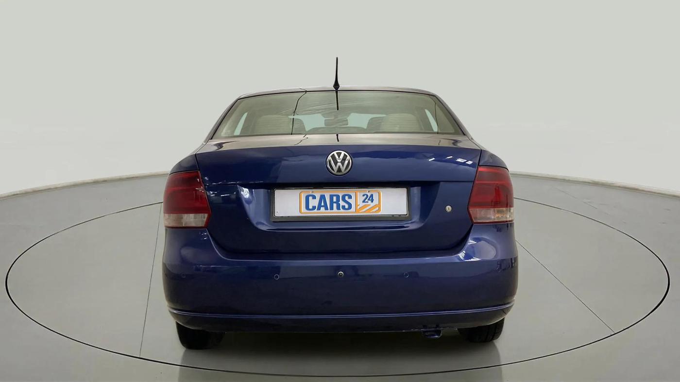 2014 Volkswagen Vento COMFORTLINE 1.6, Petrol, Manual, 92,721 km, Back/Rear