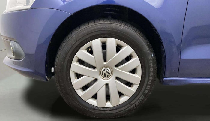 2014 Volkswagen Vento COMFORTLINE 1.6, Petrol, Manual, 92,714 km, Left Front Wheel
