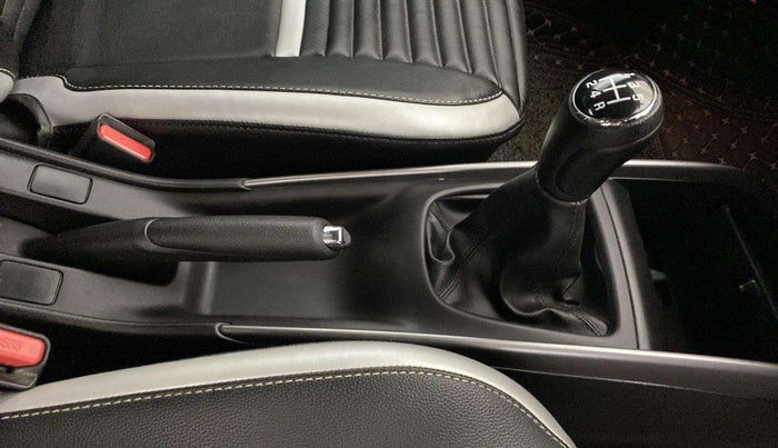 2021 Maruti Baleno ZETA PETROL 1.2, Petrol, Manual, 11,961 km, Gear Lever