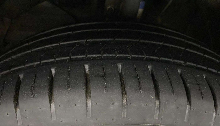 2021 Maruti Baleno ZETA PETROL 1.2, Petrol, Manual, 11,961 km, Left Front Tyre Tread