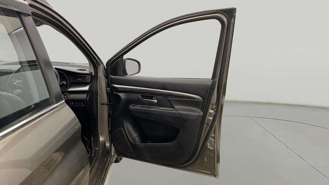 2021 Maruti XL6 ZETA MT, Petrol, Manual, 28,566 km, RHS Front Door