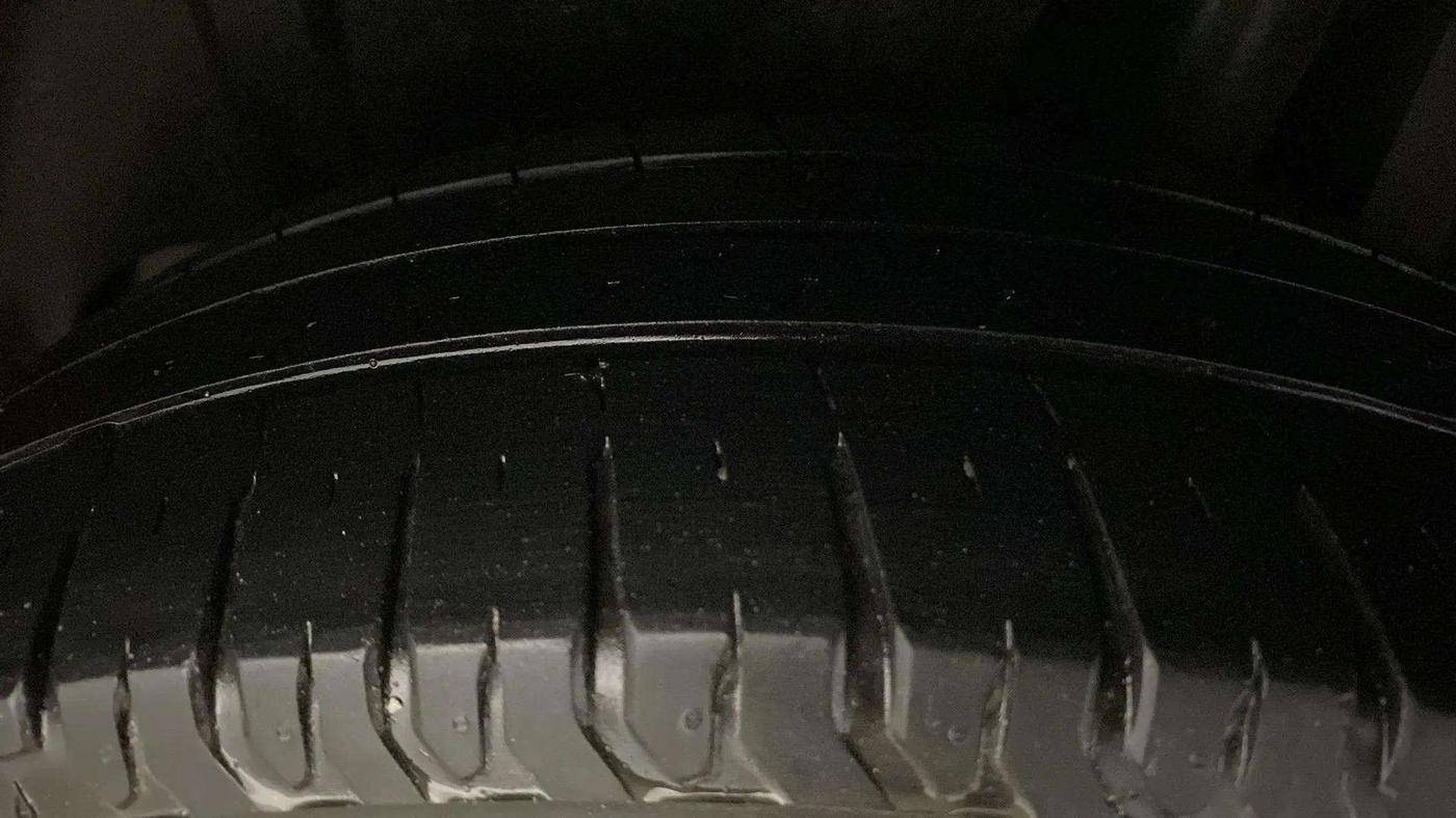 2021 Maruti XL6 ZETA MT, Petrol, Manual, 28,566 km, Left Rear Tyre Tread