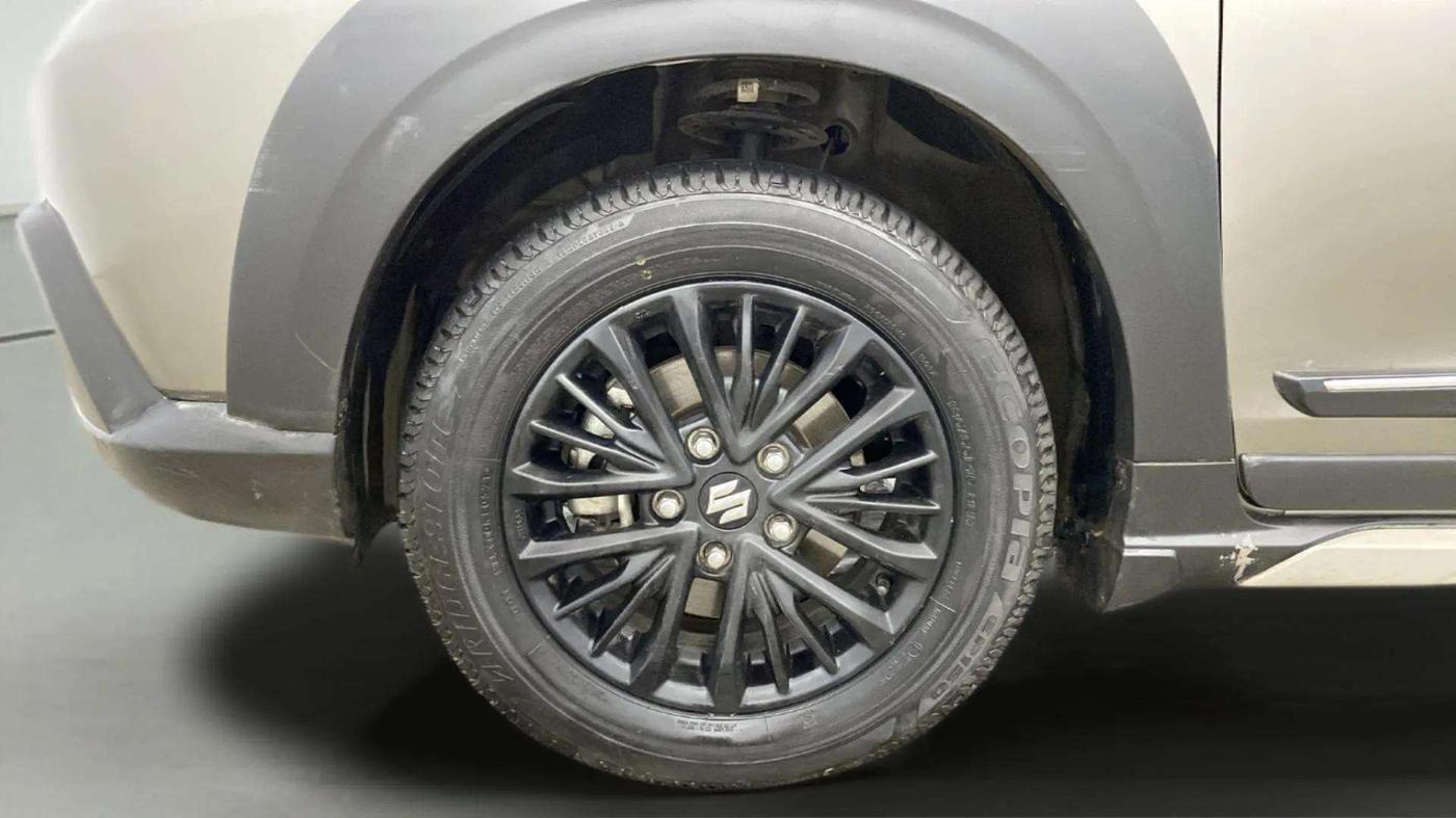 2021 Maruti XL6 ZETA MT, Petrol, Manual, 28,566 km, Left Front Wheel