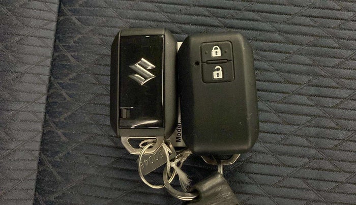 2019 Maruti Baleno ZETA PETROL 1.2, Petrol, Manual, 41,601 km, Key Close Up