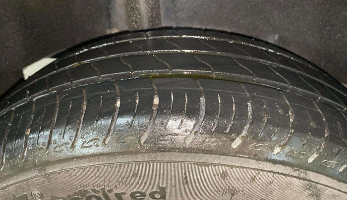 2019 Maruti Baleno SIGMA PETROL 1.2, Petrol, Manual, 88,876 km, Right Rear Tyre Tread