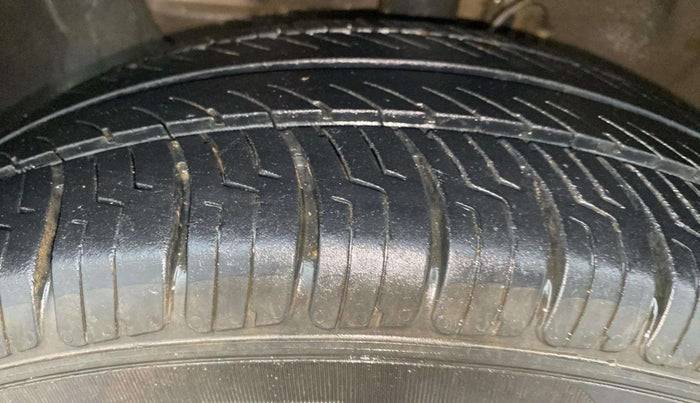 2019 Hyundai Elite i20 SPORTZ PLUS 1.2, Petrol, Manual, 44,498 km, Left Front Tyre Tread
