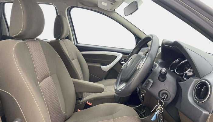 2017 Renault Duster 110 PS RXZ 4X2 AMT DIESEL, Diesel, Automatic, 55,339 km, Right Side Front Door Cabin