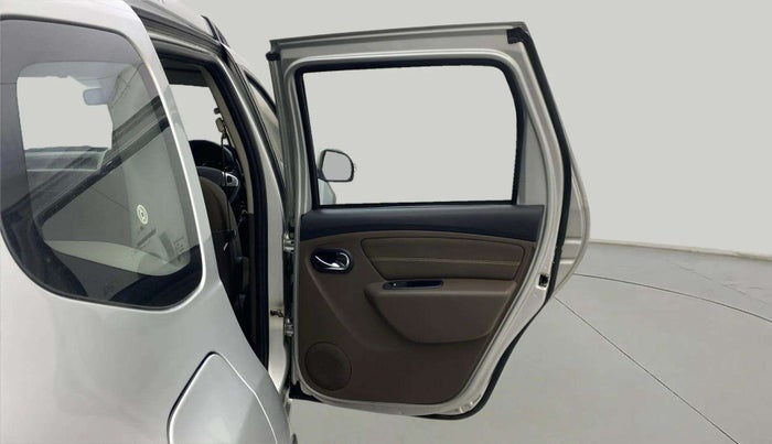 2017 Renault Duster 110 PS RXZ 4X2 AMT DIESEL, Diesel, Automatic, 55,339 km, RHS Rear Door