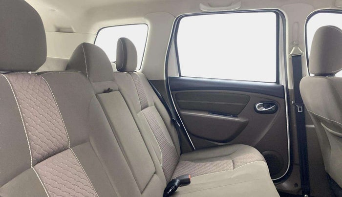 2017 Renault Duster 110 PS RXZ 4X2 AMT DIESEL, Diesel, Automatic, 55,339 km, Right Side Rear Door Cabin