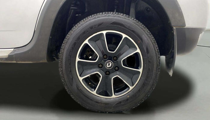 2017 Renault Duster 110 PS RXZ 4X2 AMT DIESEL, Diesel, Automatic, 55,339 km, Left Rear Wheel