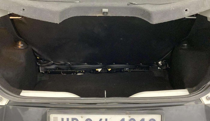 2022 Tata PUNCH ACCOMPLISHED MT, Petrol, Manual, 11,399 km, Boot Inside