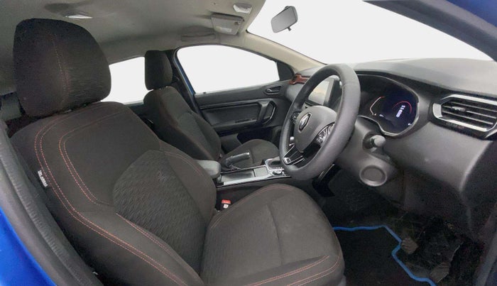 2022 Renault Kiger RXZ TURBO CVT, Petrol, Automatic, 28,339 km, Right Side Front Door Cabin