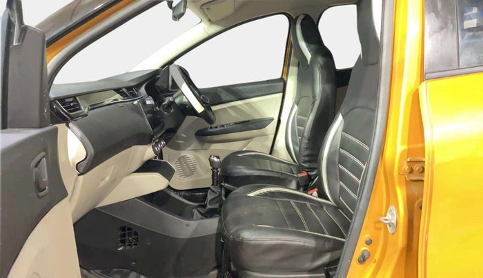 2022 Renault TRIBER RXT, Petrol, Manual, 13,445 km, Right Side Front Door Cabin