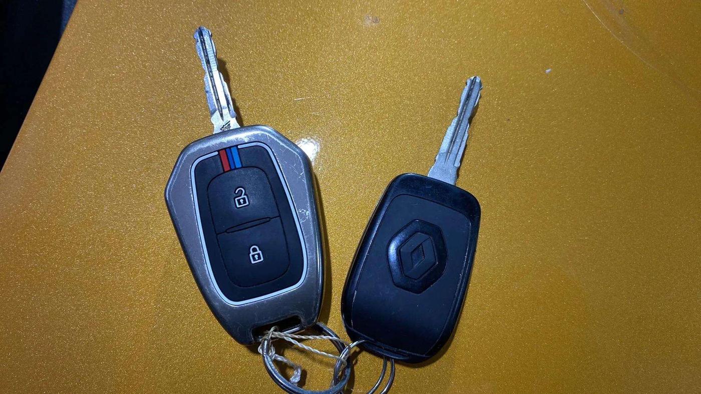 2022 Renault TRIBER RXT, Petrol, Manual, 13,531 km, Key Close Up
