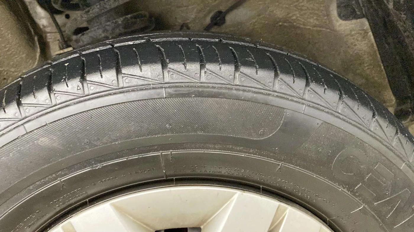 2022 Maruti Alto LXI OPT CNG, CNG, Manual, 39,156 km, Right Front Tyre Tread