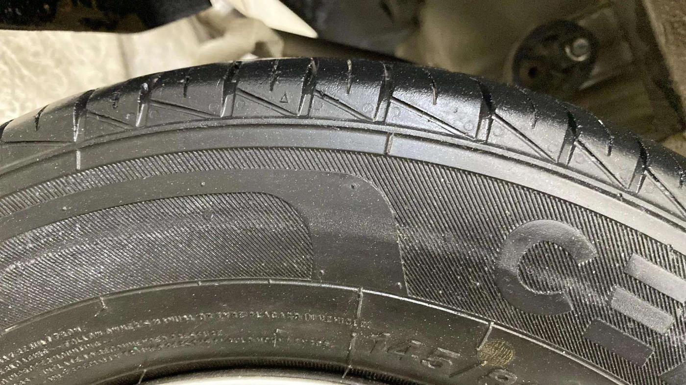2022 Maruti Alto LXI OPT CNG, CNG, Manual, 39,156 km, Left Front Tyre Tread