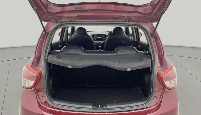 2016 Hyundai Grand i10 SPORTZ 1.2 KAPPA VTVT, Petrol, Manual, 52,449 km, Boot Inside