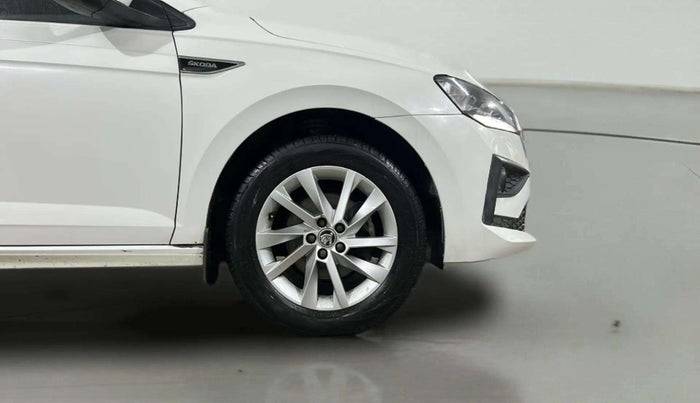 2022 Skoda SLAVIA AMBITION 1.0L TSI MT, Petrol, Manual, 40,975 km, Right Front Wheel