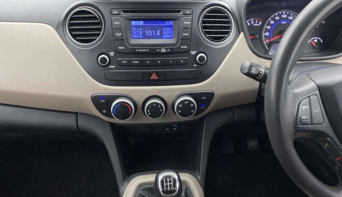 2015 Hyundai Grand i10 SPORTZ 1.2 KAPPA VTVT, Petrol, Manual, 1,02,267 km, Air Conditioner