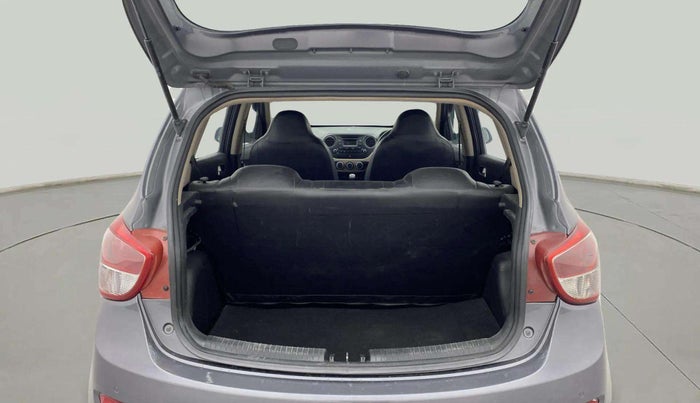 2015 Hyundai Grand i10 SPORTZ 1.2 KAPPA VTVT, Petrol, Manual, 1,02,267 km, Boot Open Zoomed View