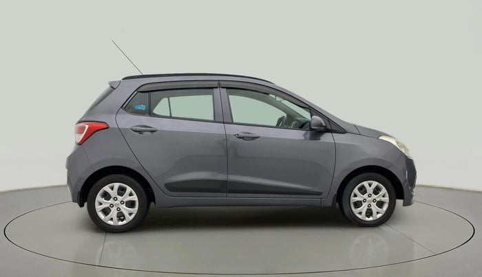 2015 Hyundai Grand i10 SPORTZ 1.2 KAPPA VTVT, Petrol, Manual, 1,02,267 km, Right Side View
