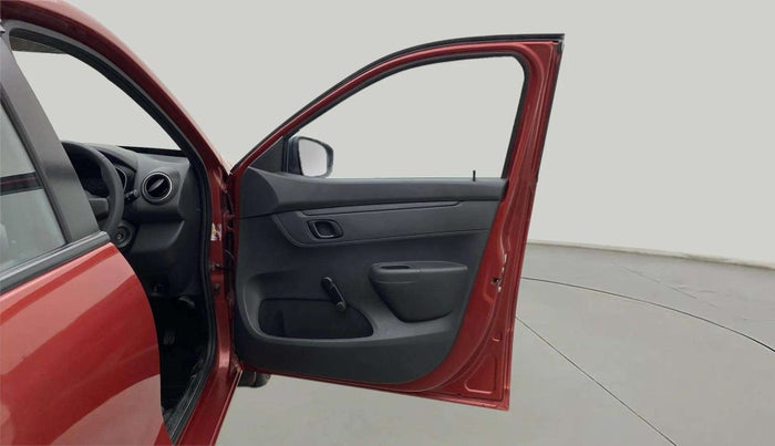 2016 Renault Kwid RXL, Petrol, Manual, 18,952 km, RHS Front Door