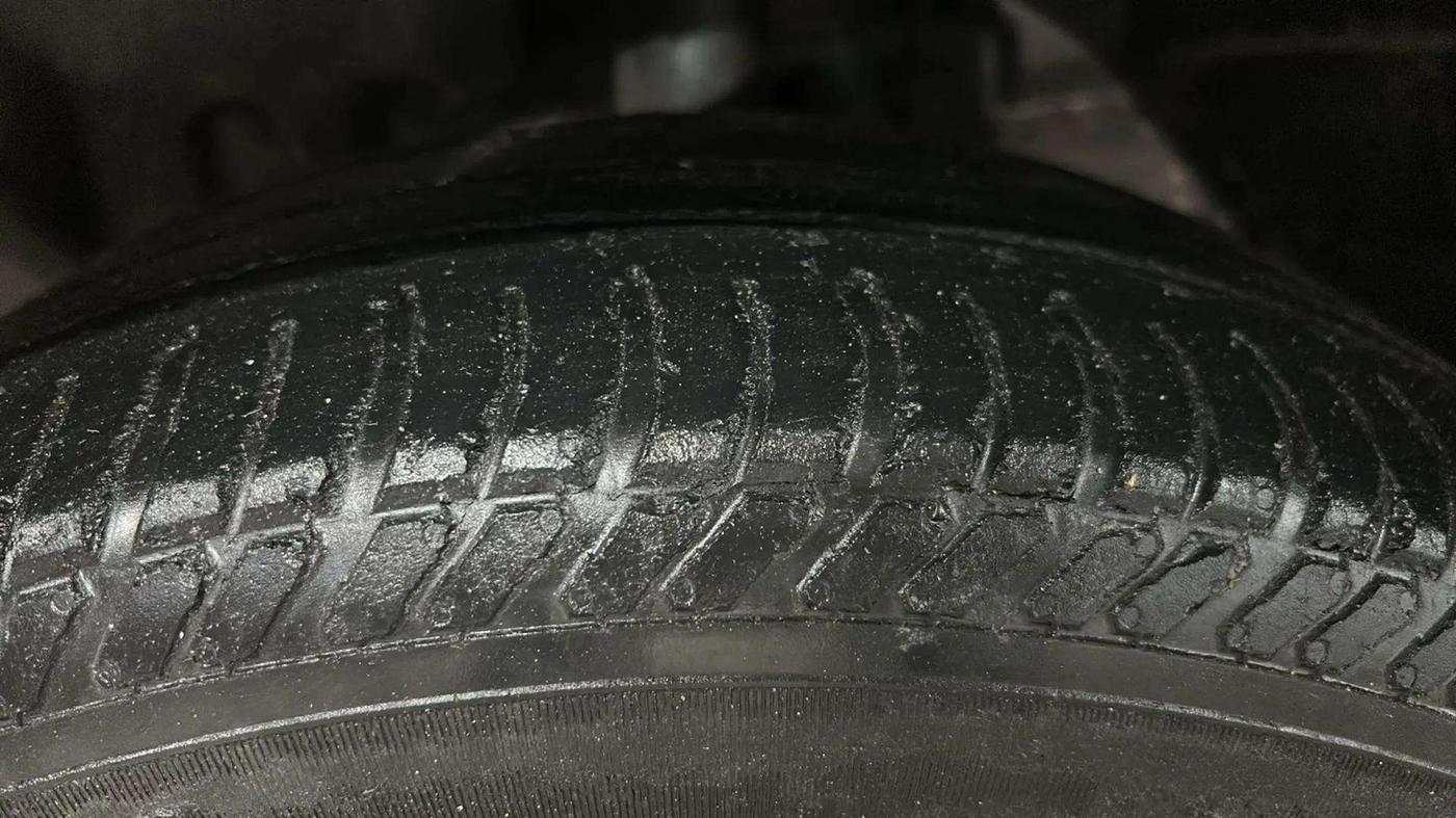 2014 Ford Ecosport TREND 1.5L PETROL, Petrol, Manual, 47,891 km, Left Front Tyre Tread