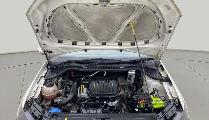 2018 Volkswagen Polo COMFORTLINE 1.0L MPI, Petrol, Manual, 75,008 km, Open Bonet