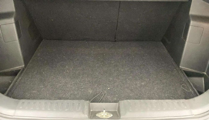 2022 Maruti BREZZA ZXI + SMART HYBRID, Petrol, Manual, 32,821 km, Boot Inside