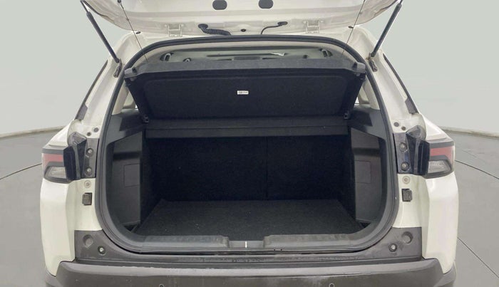 2022 Maruti BREZZA ZXI + SMART HYBRID, Petrol, Manual, 32,821 km, Boot Open Zoomed View
