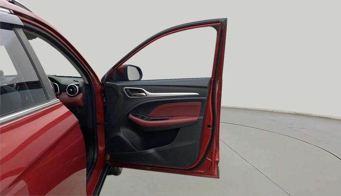 2022 MG ASTOR SAVVY 1.5 CVT S RED, Petrol, Automatic, 35,091 km, RHS Front Door