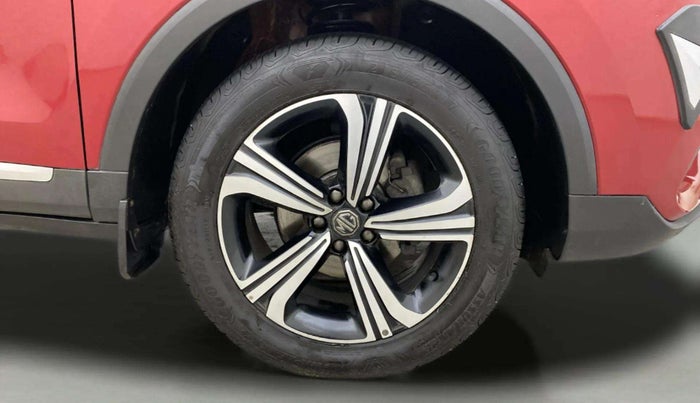 2022 MG ASTOR SAVVY 1.5 CVT S RED, Petrol, Automatic, 35,091 km, Right Front Wheel