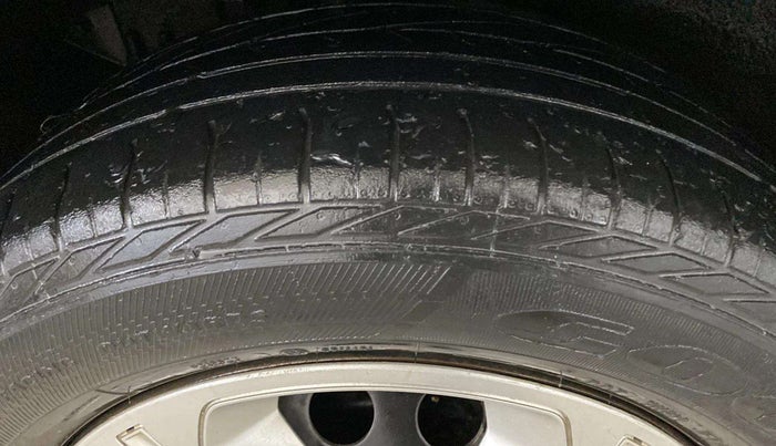 2020 Tata NEXON XMA PETROL, Petrol, Automatic, 80,898 km, Left Front Tyre Tread